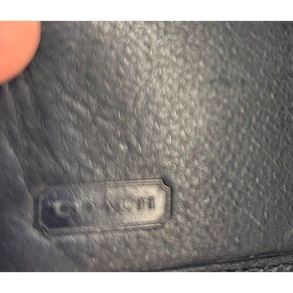 Coach Women's Black Leather Compact Snap/Zipper Clutch Purse Wallet Y2k  Vtg - Picture 7 of 10